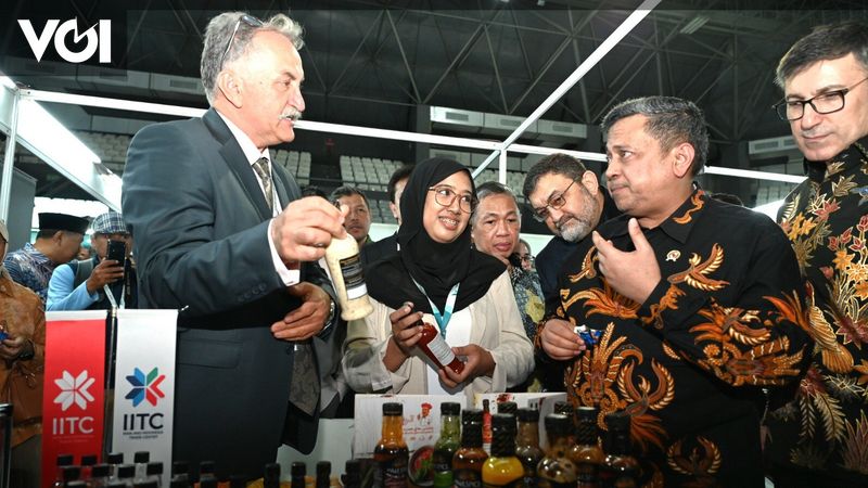 The Second Day of D-8 Halal Expo Indonesia 2026 Records Various Potential for Cooperation