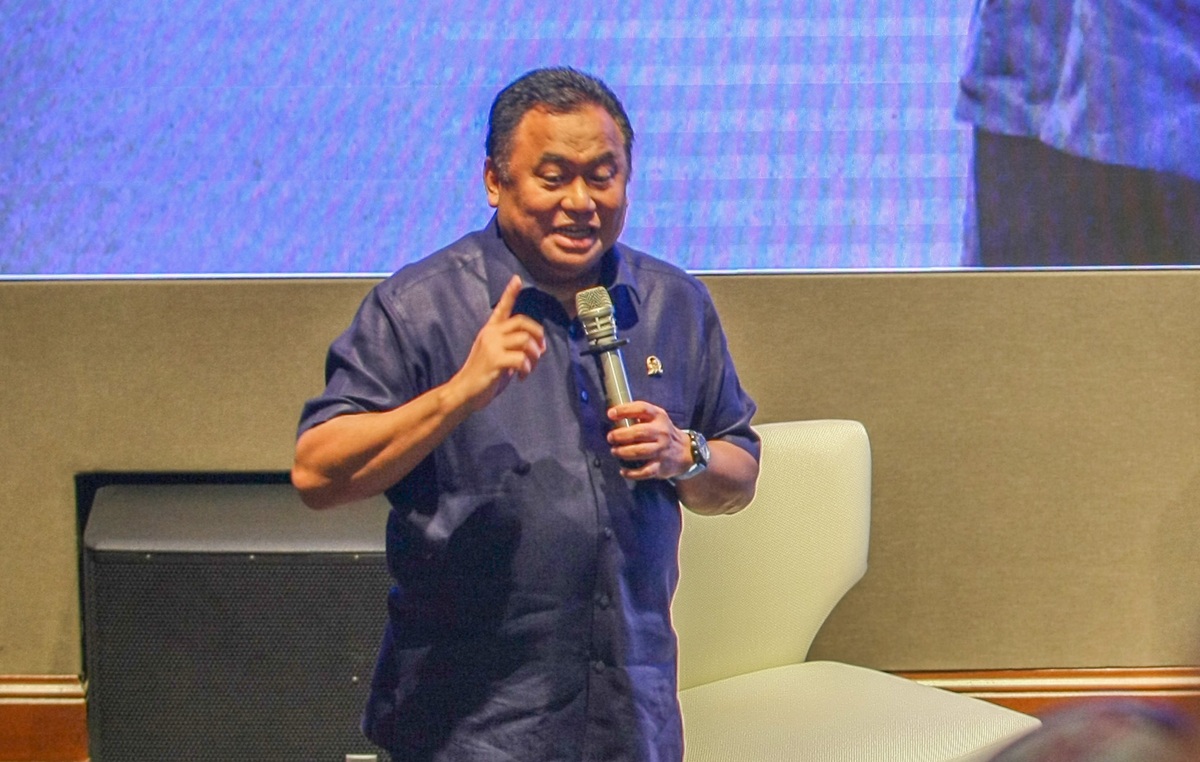 Former Trade Minister Rachmat Gobel Passes Away