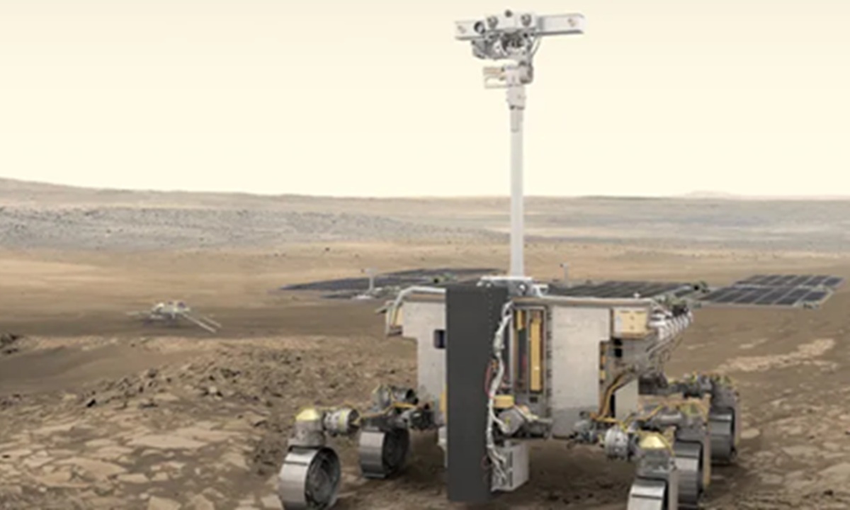 Hunting for Traces of Ancient Martian Life Hidden Beneath Layers of Clay