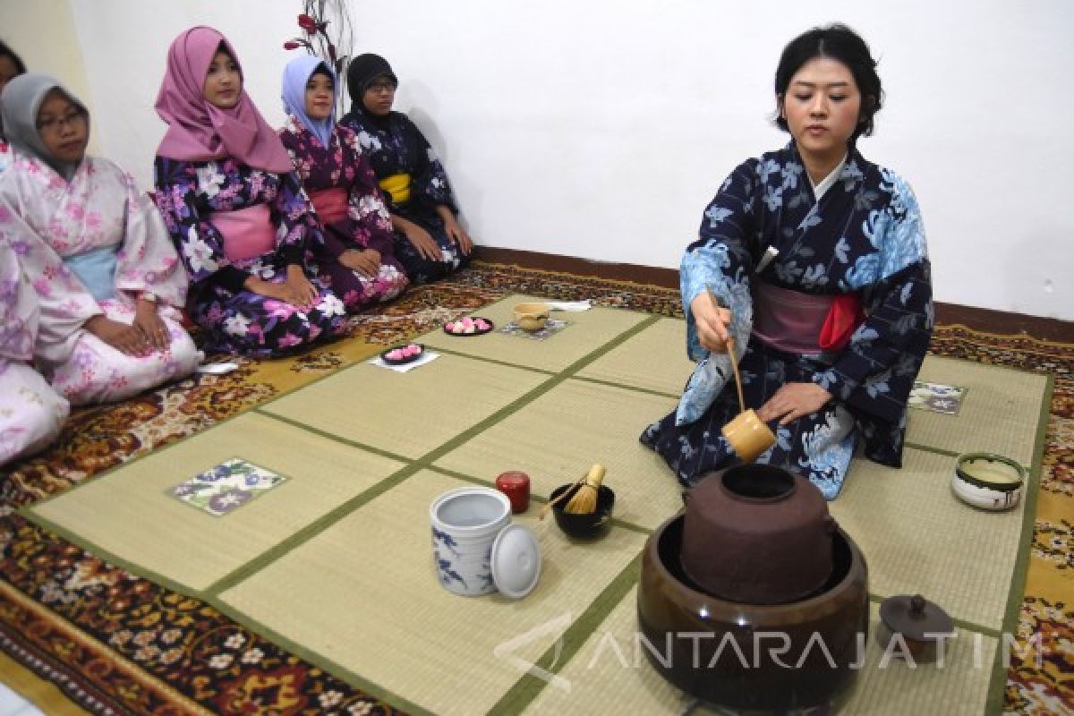 Japan Registers 'Japanese Tea' Under GI System to Combat Imitations