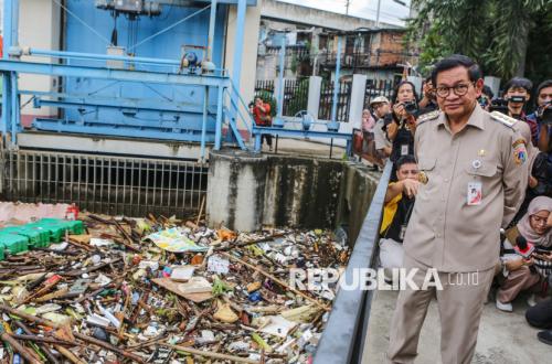 Pramono: 108 Land Parcels Remain for Ciliwung Normalisation