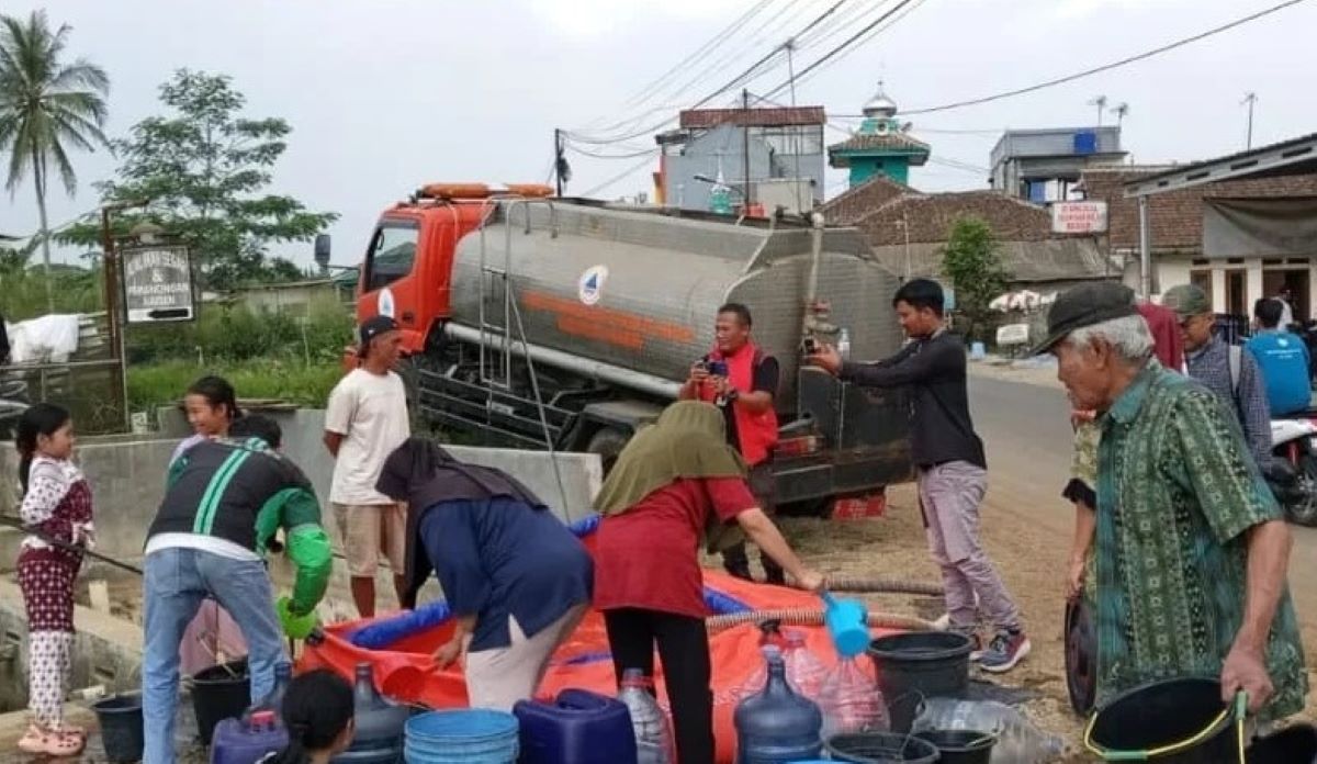 Drought Begins to Affect Agricultural Land in Sukabumi