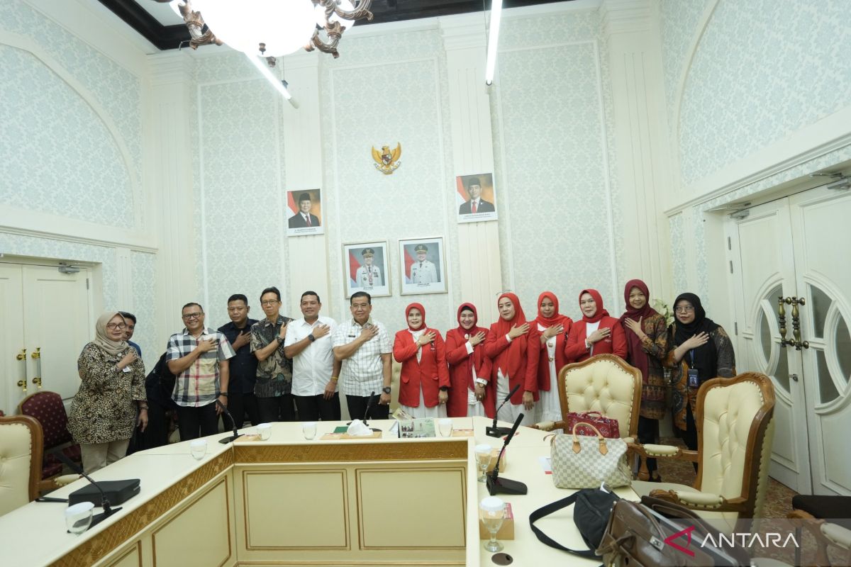 Palembang City Government to Combine Car Free Day with Kebaya Parade