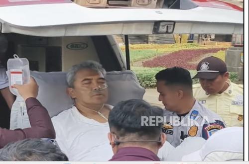 Bandung Mayor Farhan Rushed to Hospital by Ambulance, Face Pale and on IV Drip in A&E
