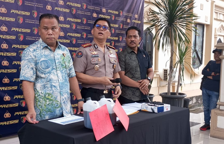 Jambi Police Name Director of PT ASR Petrolin Energi as Suspect in Illegal Oil Depot Case