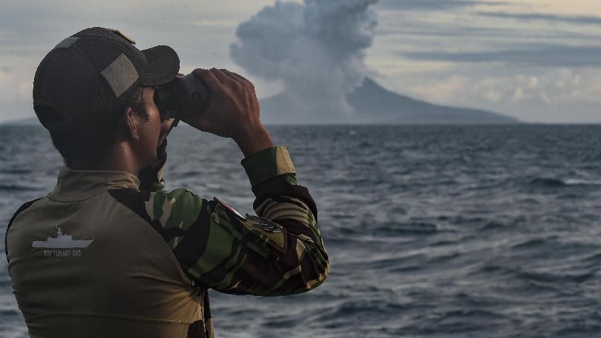 Update on Anak Krakatau After Successive Eruptions on Friday