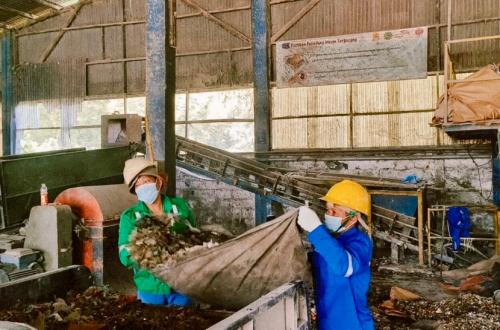 West Java Village Turns Waste into Energy, Creates Jobs for Locals