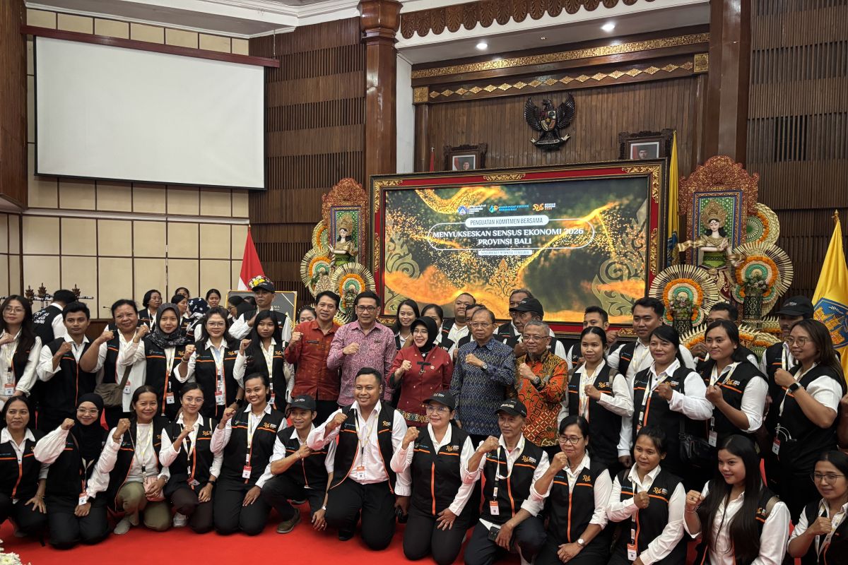 Koster urges Denpasar, Gianyar, Badung to accelerate economic census for tourism data