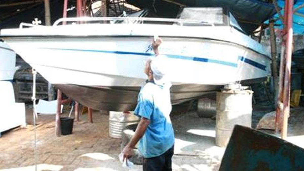 China, Australia, and Taiwan Interested in Investing in Indonesian Shipyards