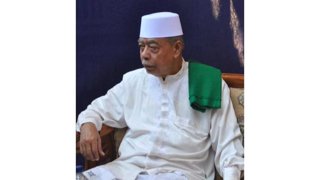 KH Hasanuddin Kriyani Officially Appointed as Elder of Pondok Buntet Pesantren
