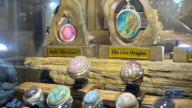 Bacan Gemstone Prices Plunge from Rp250 Million Peak, Now a Fraction of Former Glory