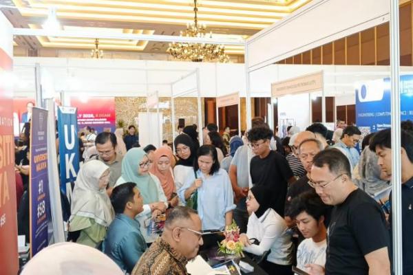28 Malaysian Universities Target Indonesian Students
