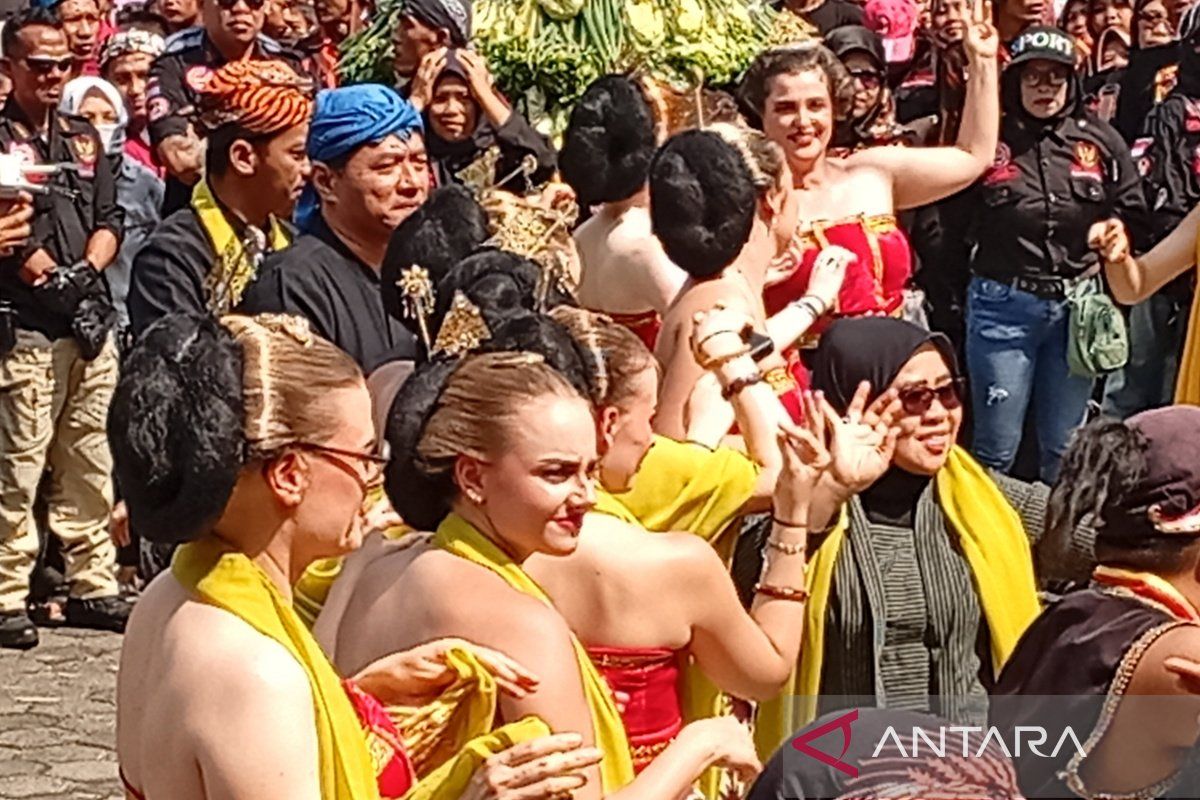 Legislator Pushes for Grebeg Suran Baturraden to be Included in KEN 2027