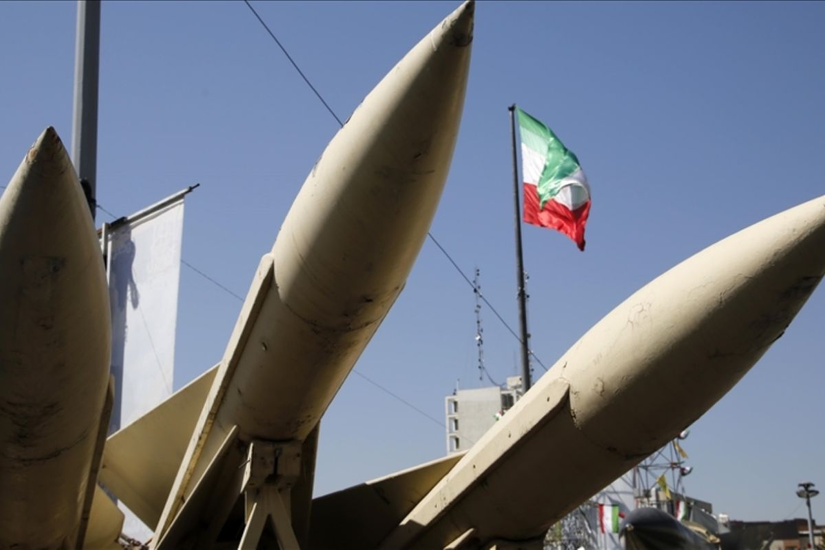 Iran Strikes US Military Facilities in Kuwait, Bahrain, and Qatar in Retaliatory Attack