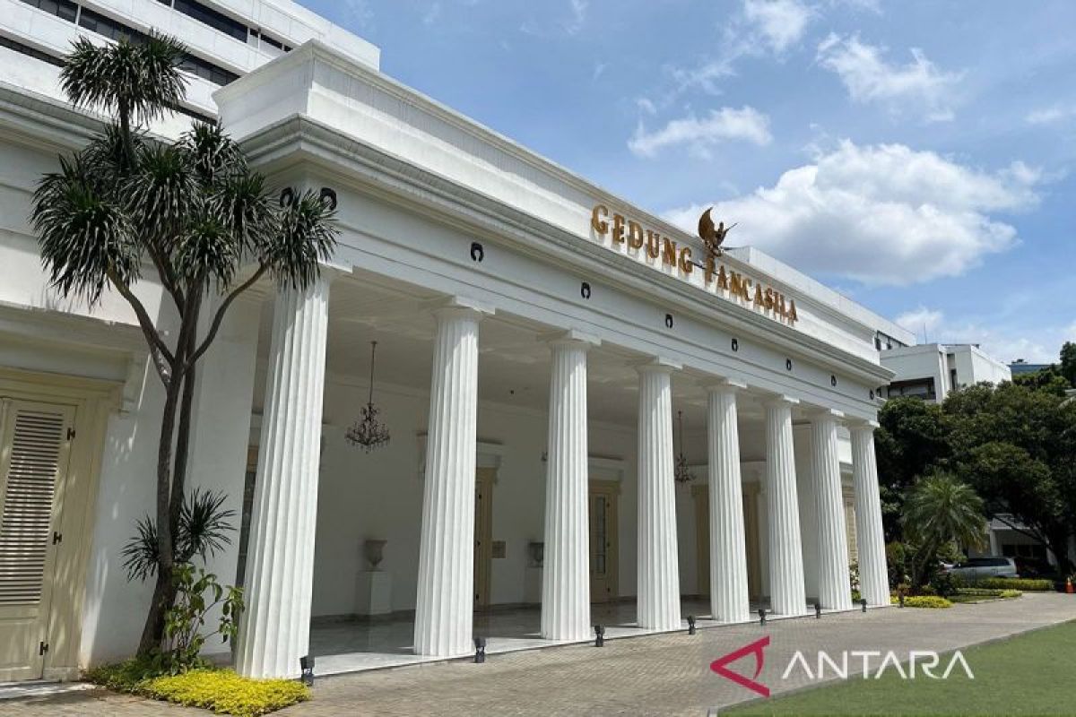Indonesia extends condolences on passing of former Qatari emir