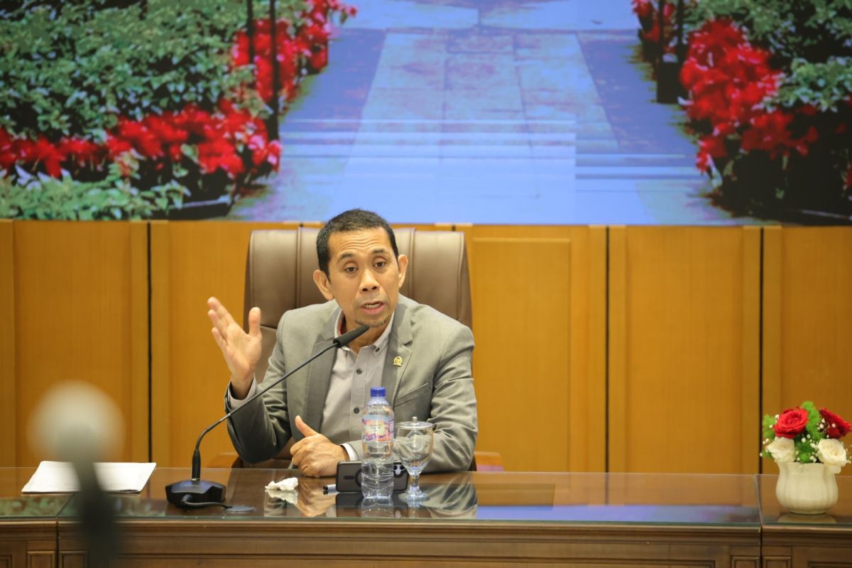 DPR Member: MBG Contracts Boost SME Business Viability in NTB