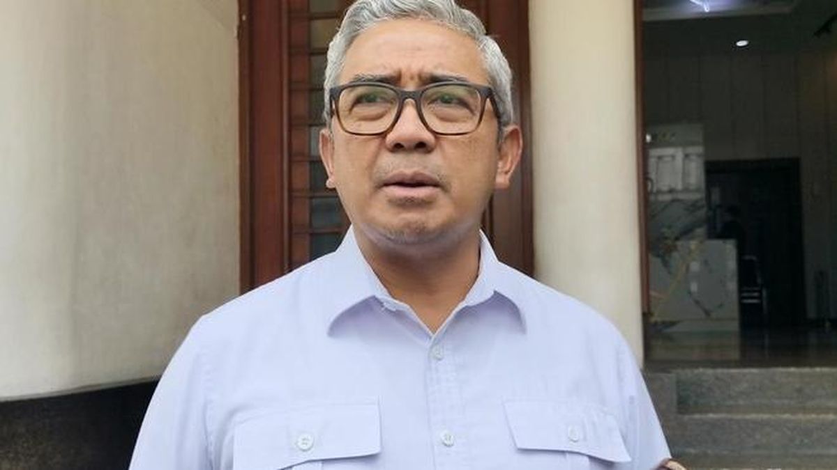 Bandung Mayor Farhan Returns to Office After Health Scare Last Week