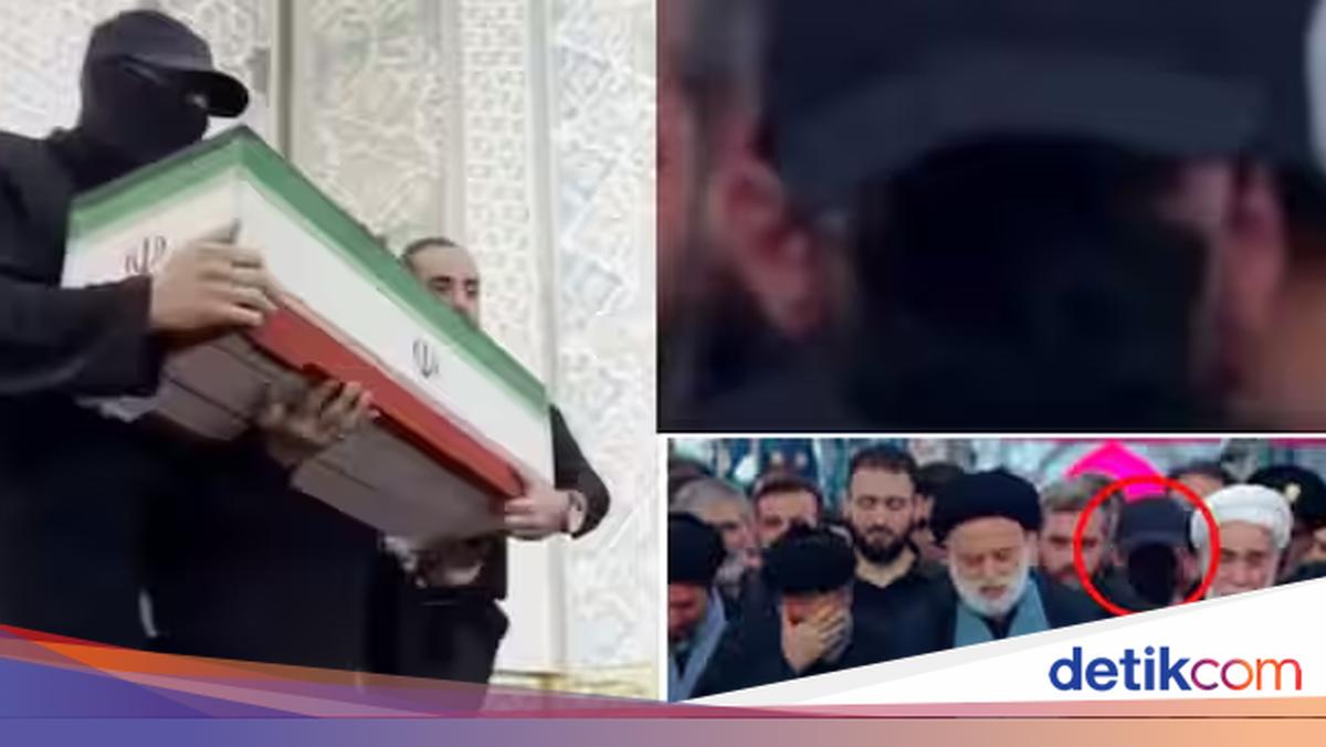 Mystery Figure at Khamenei's Funeral Identified as Grandson, Not Son Mojtaba