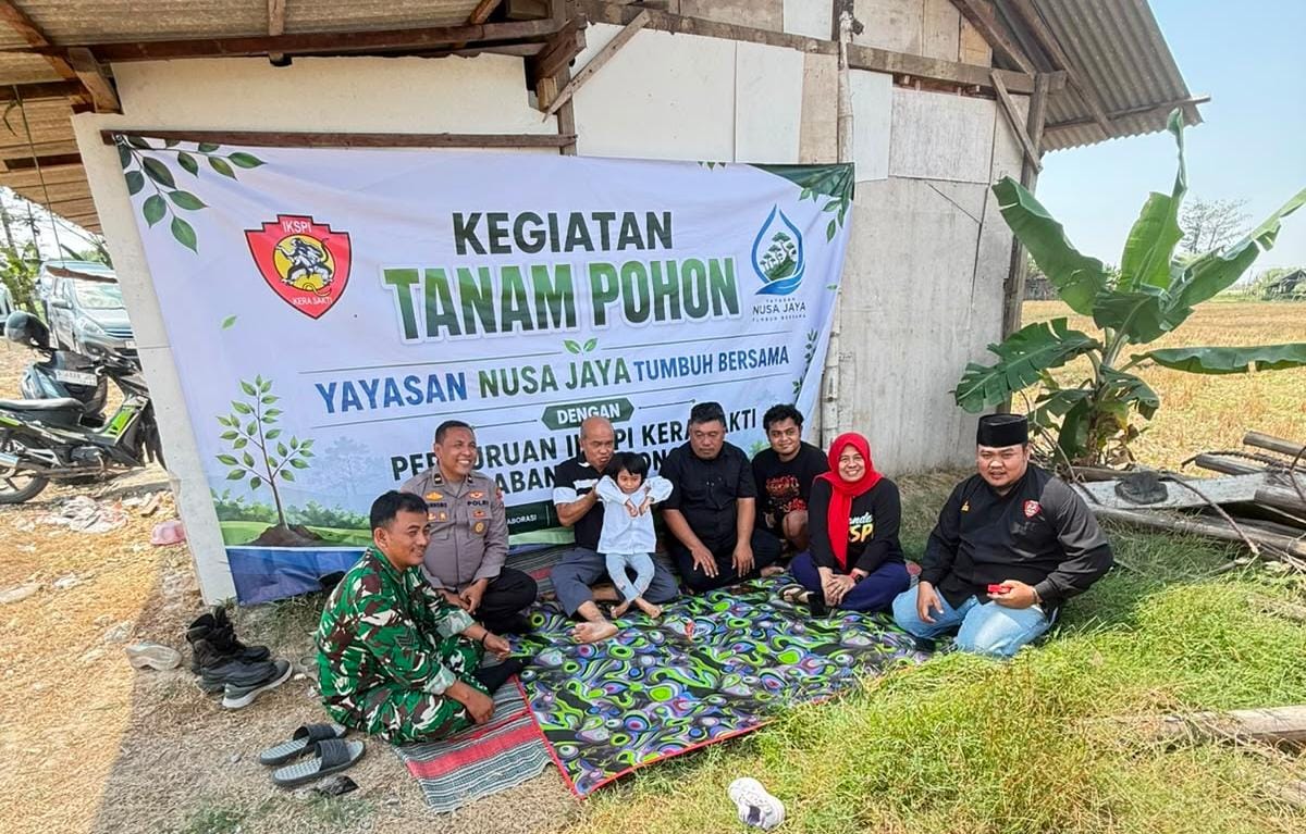 Mass Tree Planting Movement Launched in Lamongan to Reduce Carbon Emissions
