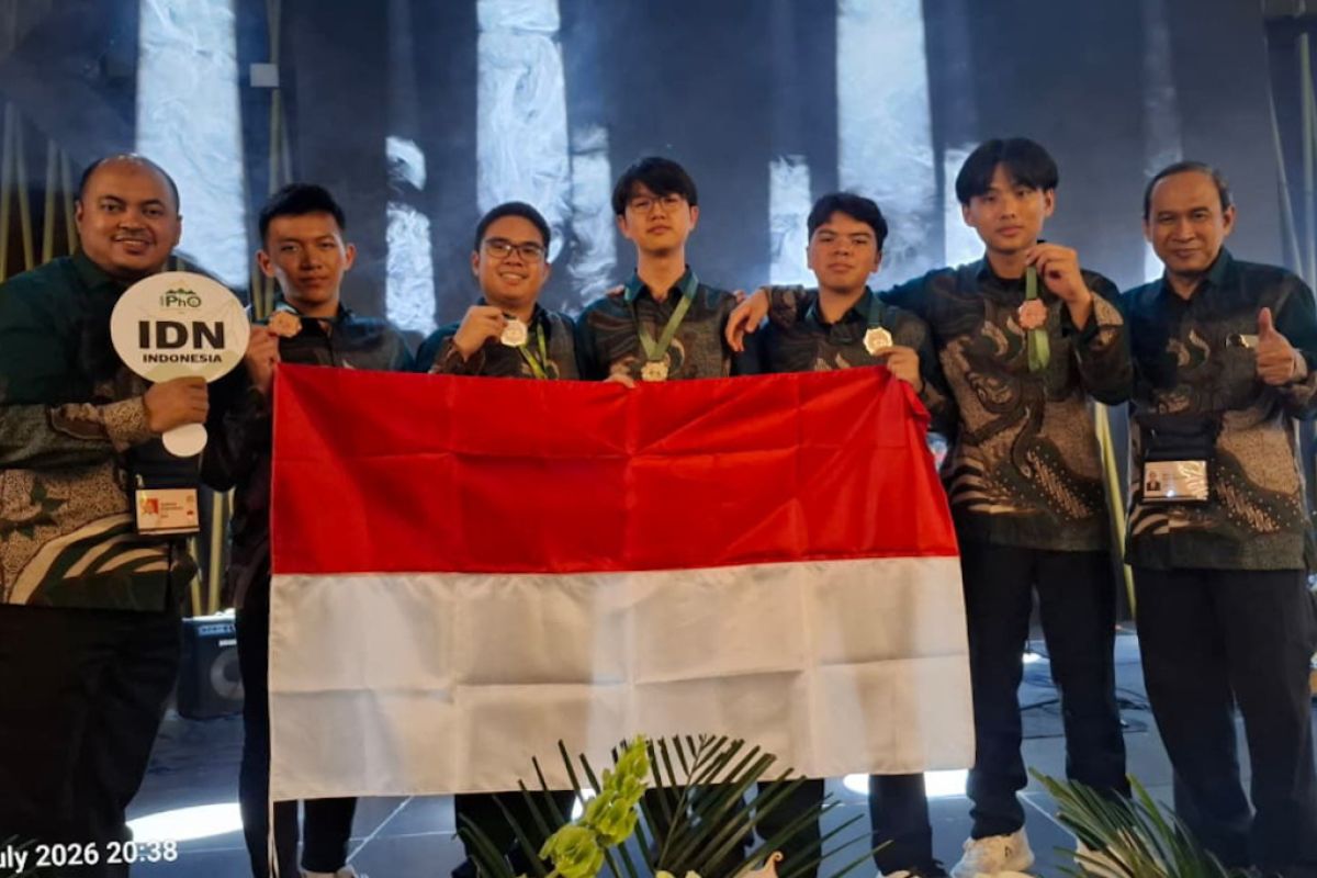 Indonesian Embassy in Bogota Supports IPhO Team