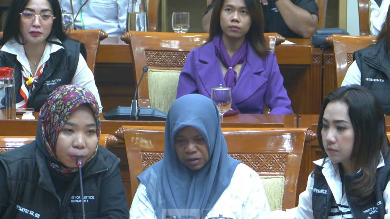 Mother of Boarding School Student Killed in Arson Writes to Prabowo, Demands Probe into Police Offering Settlement Letter