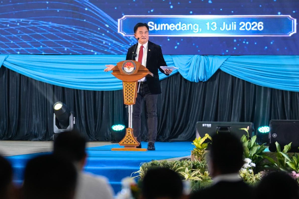 Minister Yusril Stresses Rule of Law and Civil Servant Integrity at IPDN