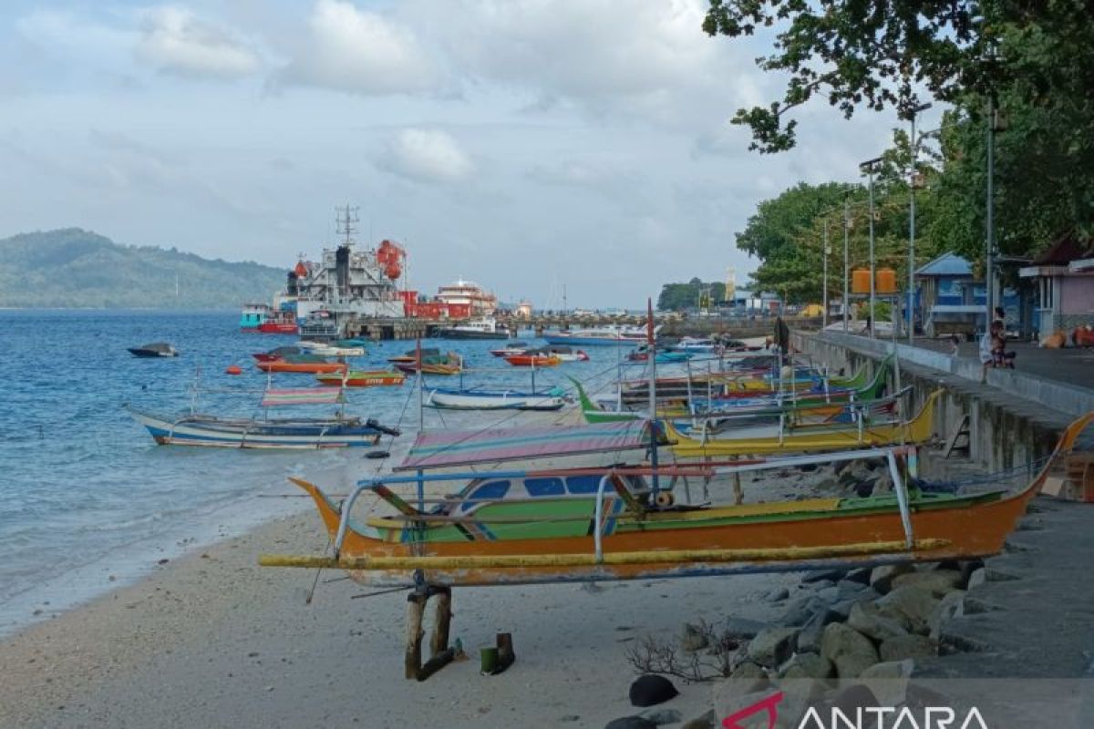 Ten regions in North Sulawesi at risk of coastal flooding due to 'Super New Moon' on 14 July