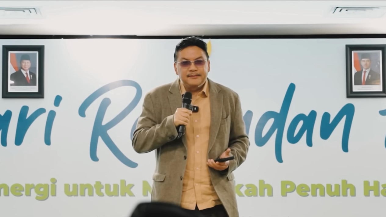 Denny JA's Essay Poetry Book to Be Translated into 35 Languages