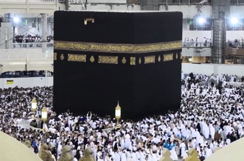 Iran and Saudi Arabia Discuss Enhanced Cooperation for Hajj Services