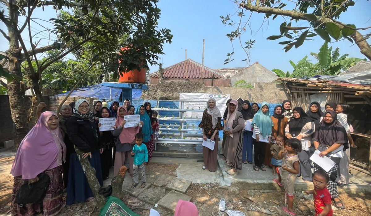 Bogor Farmers Develop Digital Hydroponics with University Assistance