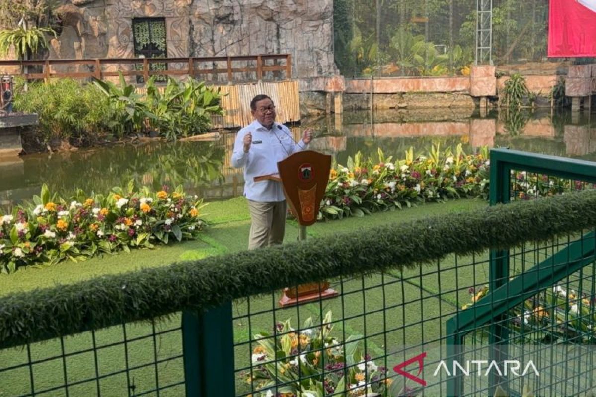 Pramono urges underprivileged elderly to utilise Jakarta Elderly Card programme