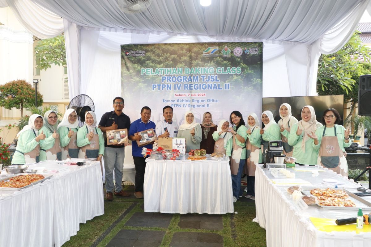 PalmCo trains 50 participants to develop bread and cake businesses