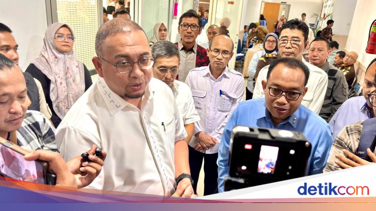 West Sumatra Kajati Praises Andre Rosiade for Initiating Bukittinggi-Sicincin Toll Road Project