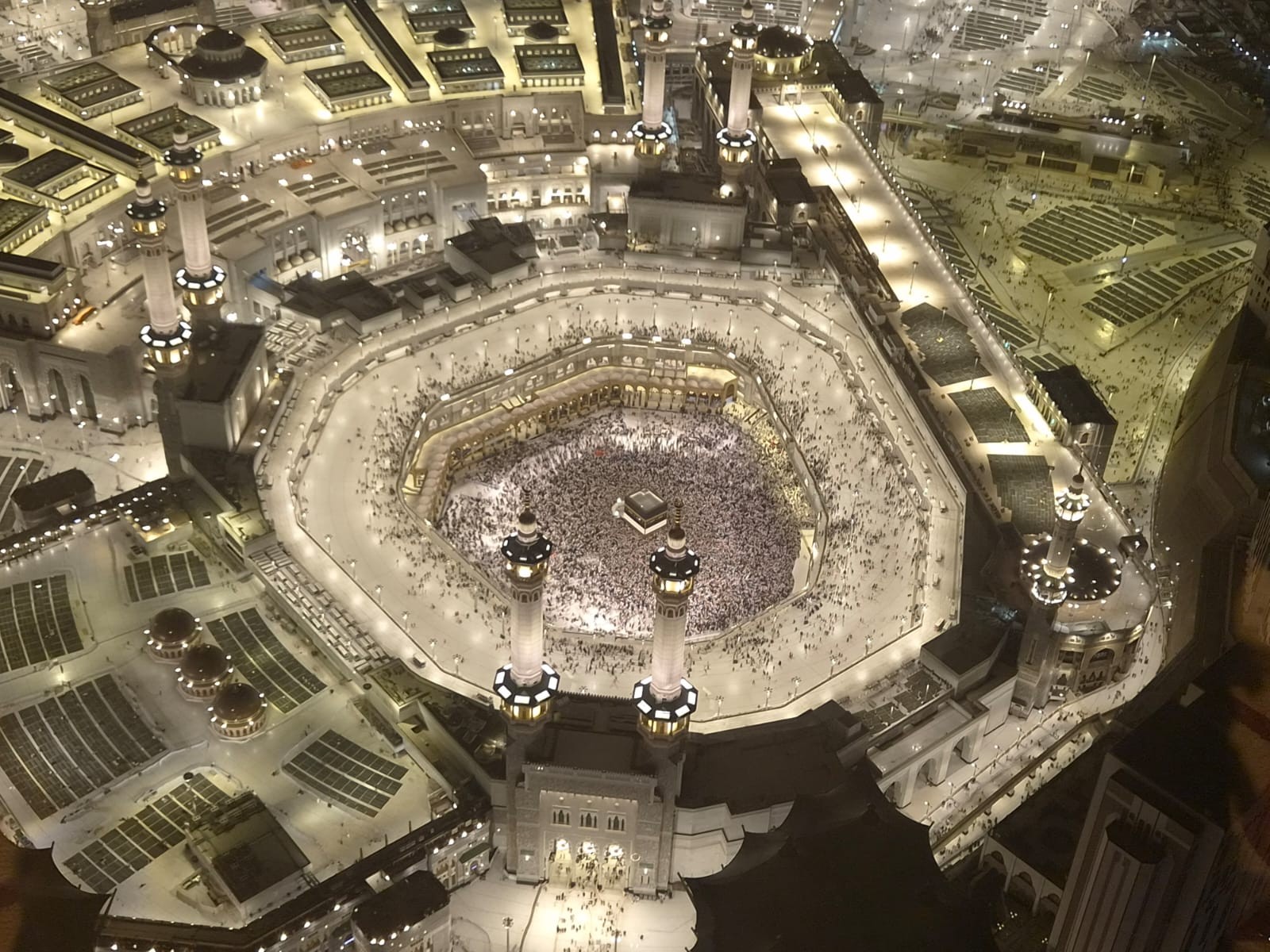 Only Occurs Twice a Year: How to Precisely Measure the Qibla Direction on 15-16 July