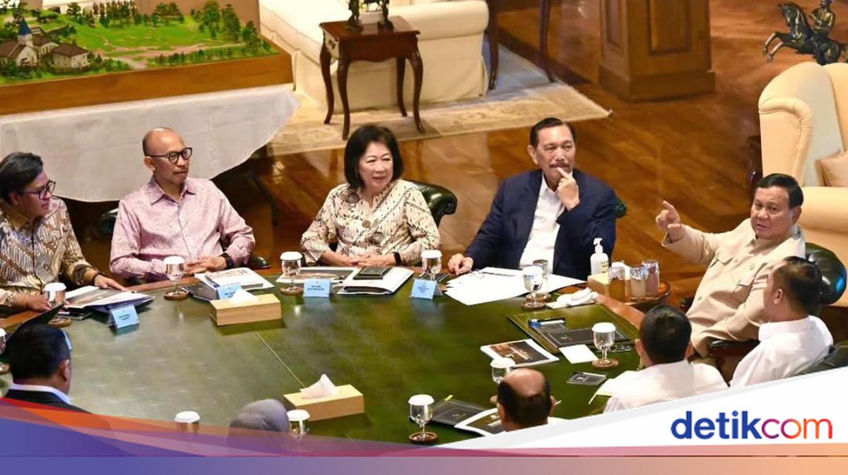 President Prabowo Holds Limited Meeting with DEN at Hambalang to Discuss National Economy and GovTech