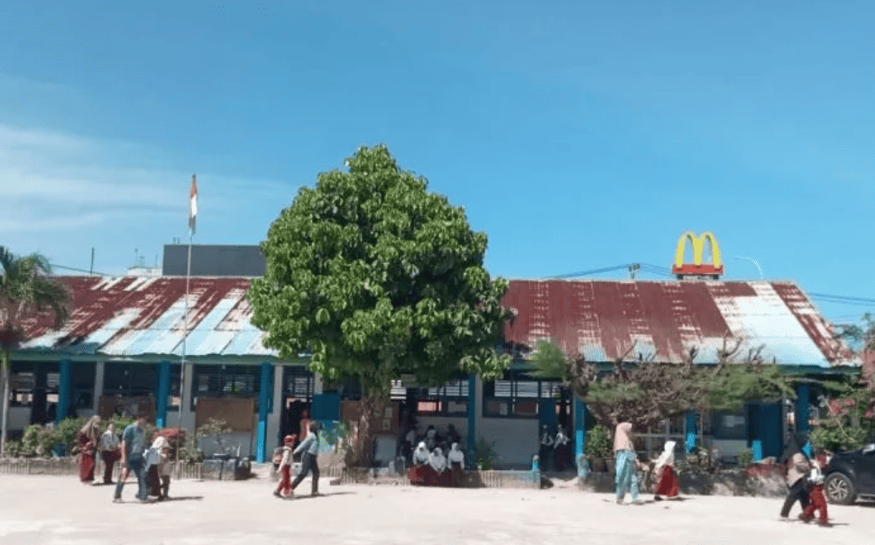 Bengkulu City Residents Required to Stand for 'Indonesia Raya' to Foster Religiosity