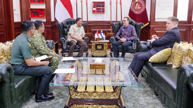 Defence Minister Sjafrie Hosts Finnish and South Korean Envoys for Strategic Talks