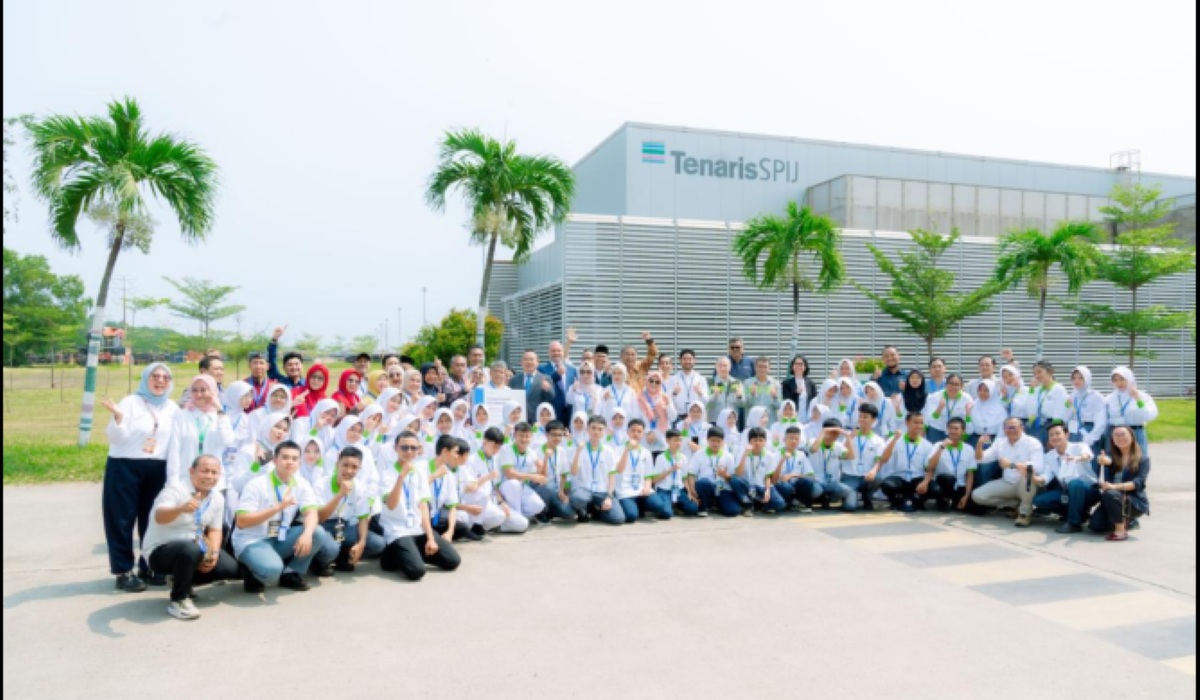 Hundreds of High-Achieving Students Receive Roberto Rocca Scholarships