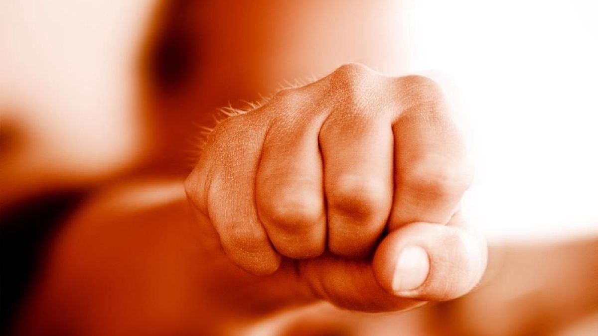 Police Officer in Bone Beaten While Breaking Up Brawl, Six Suspects Arrested