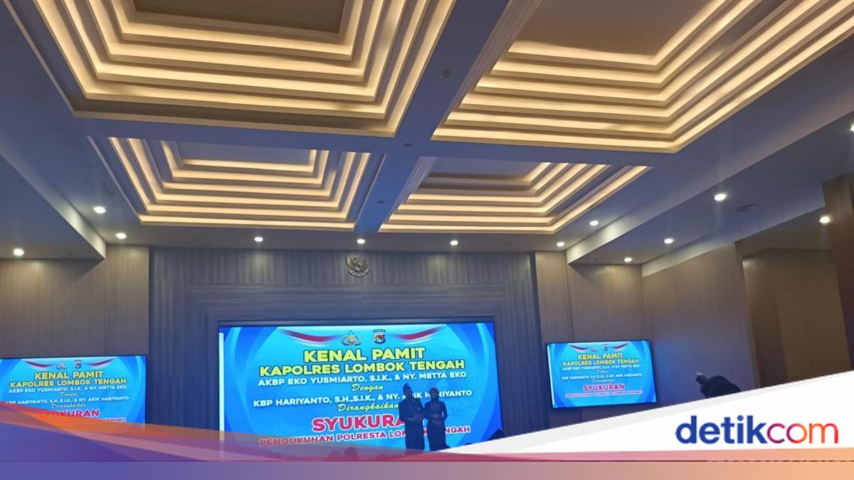 Central Lombok Police Chief AKBP Eko Yusmiarto Officially Transferred to Central Kalimantan