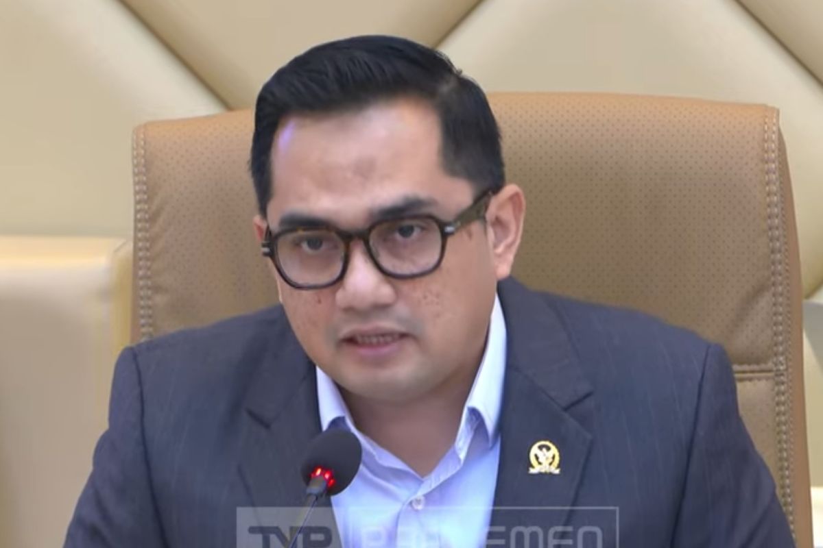 House Member Urges Government to Improve KPIs to Reform Civil Servant Mentality