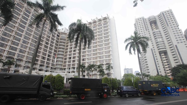 Government Needs One Month to Vacate Hotel Sultan