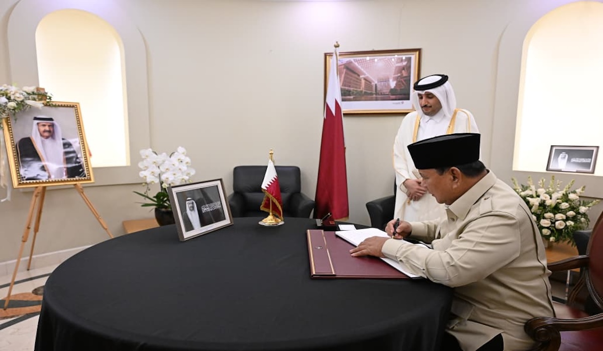 Prabowo Expresses Condolences on Passing of Sheikh Hamad bin Khalifa