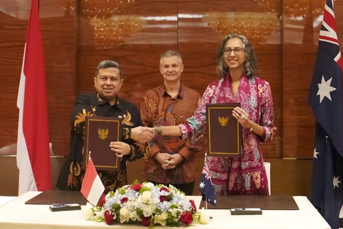 Indonesia, Australia sign strategic halal products MoU