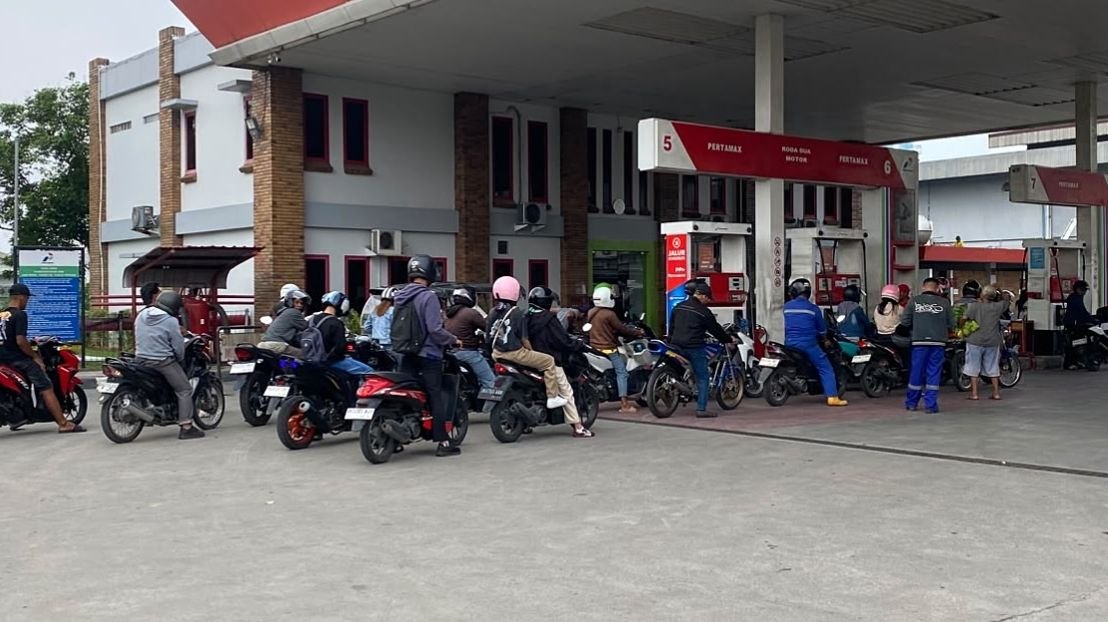 Pertamina Blames Fuel Scarcity in Medan on Post-School Holiday Surge