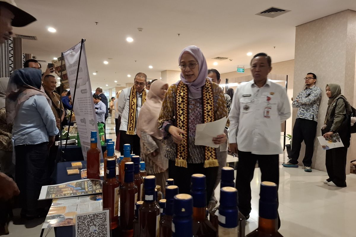Integrated Financing Model to Accelerate Independence of Social Forestry Business Groups