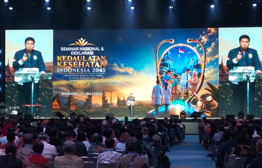 West Java Governor Dedi Mulyadi Calls for In-Depth Study on Reactivating Senior High School Tuition Fees