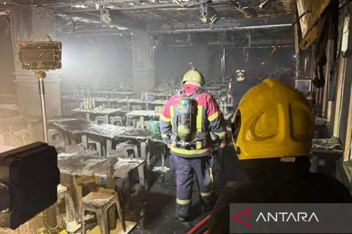 Death toll from Bangkok pub fire rises to 32