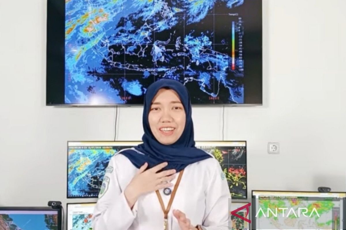 BMKG forecasts light rain for several North Sumatra regions on Thursday