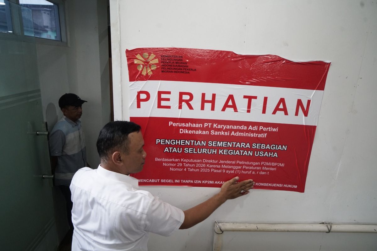 KP2MI Sanctions Two Migrant Worker Placement Firms for Protection Violations